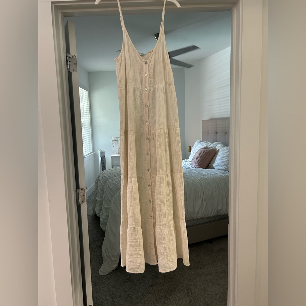 NWT white linen maxi dress size xs.